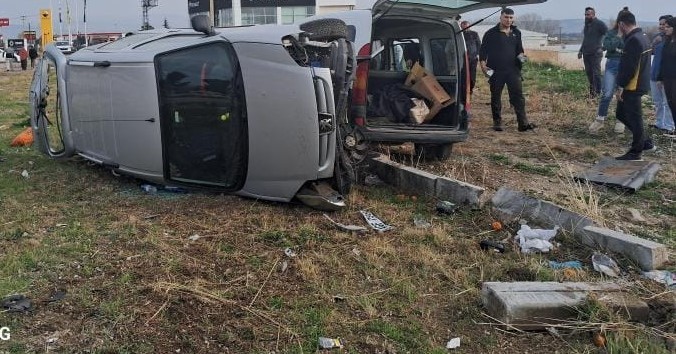 amasyada kamyonetler carpisti 4 yarali 0 XuRSnpNj