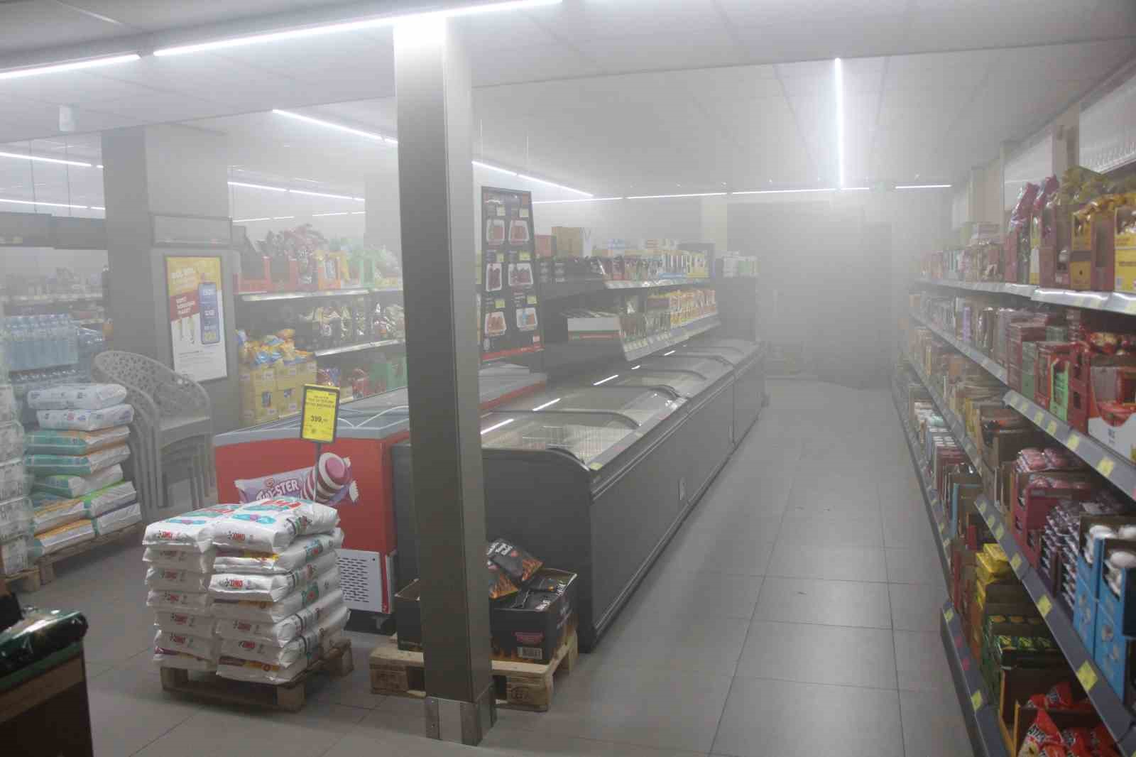 amasyada korkutan yangin marketi duman kapladi 3 91tbIPmN