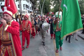 15 Temmuz Demokrasi ve Milli Birlik Günü’nde binlerce İzmirli tek yürek oldu 3 thumbnail