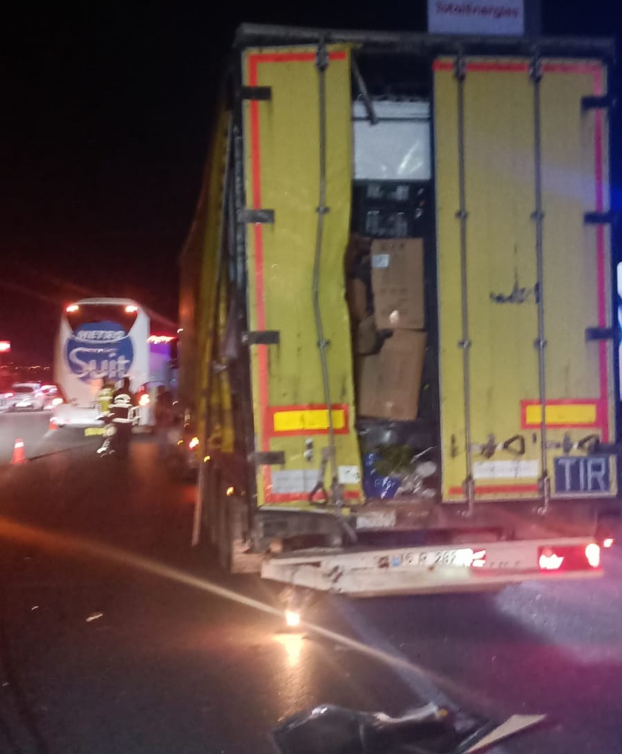 Amasya’da otobüs ile tır çarpıştı: Çok sayıda yaralı var 7 amasyada otobus ile tir carpisti cok sayida yarali var 3 Gnh6QFIc