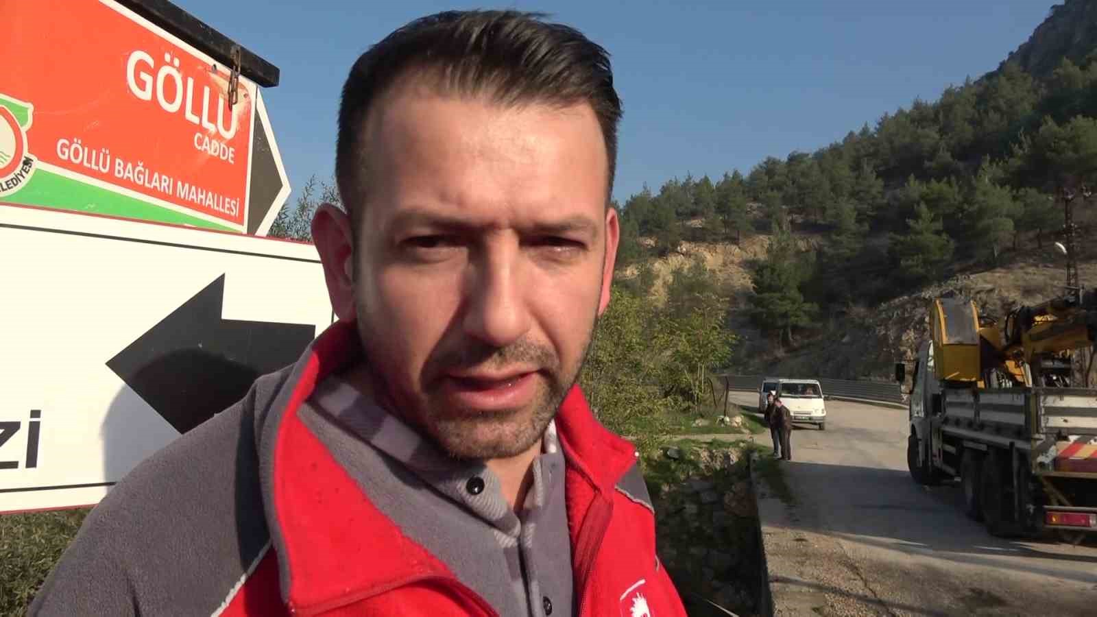amasyada otomobil kopruden tersakan cayina uctu 2 kiz cocugunu vatandaslar kurtardi 5 OvzTyMLQ