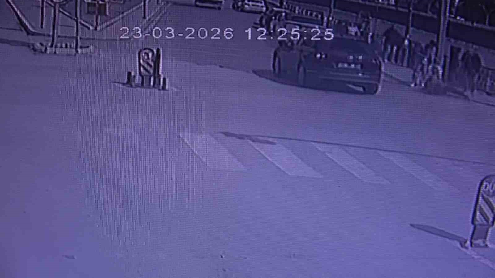 amasyada otomobilin carptigi motosikletli havada takla atti 2