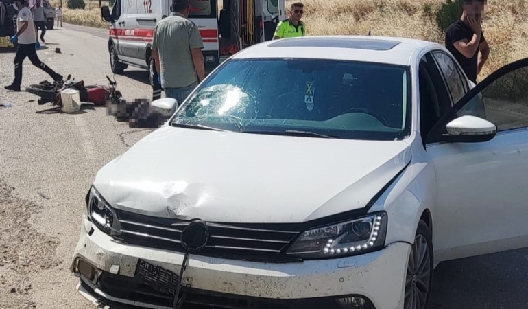 amasyada-otomobille-carpisan-motosikletli-hayatini-kaybetti-r7d3n3ln.jpg