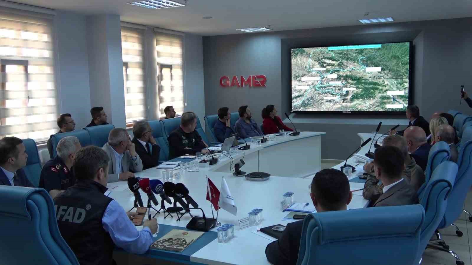 amasyada taskin durumu masaya yatirildi asiri yagis gelmedigi takdirde almus barajindan gelen su yukunun CaOHnZzg
