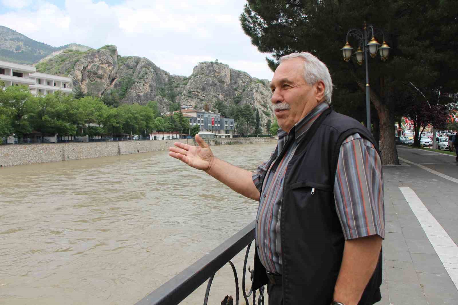 Amasya’da taşkın riski azaldı, vatandaşlar rahat nefes aldı 5 amasyada taskin riski azaldi vatandaslar rahat nefes aldi 1