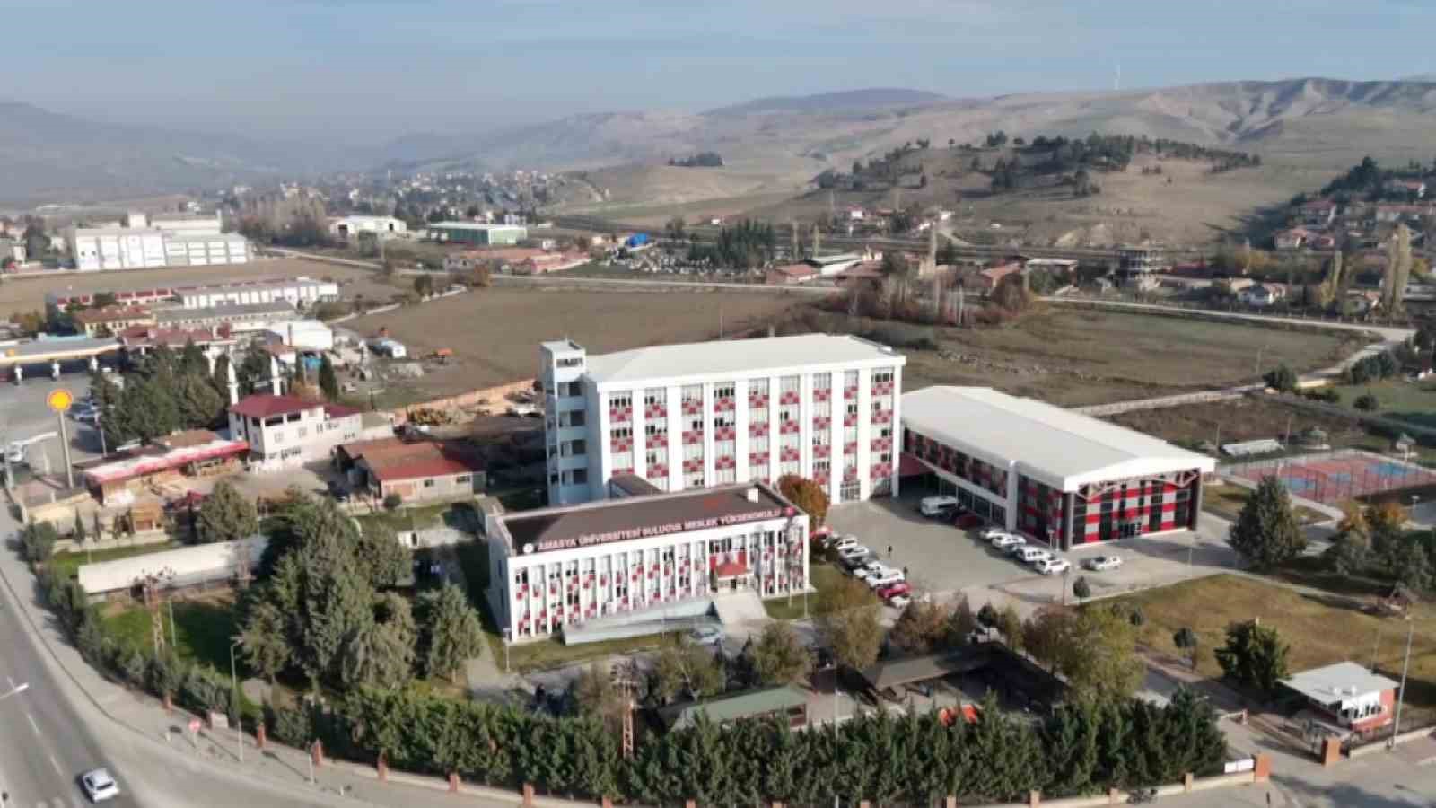 amasyada universiteliler sulun yetistiriyor 9 VHOca67H