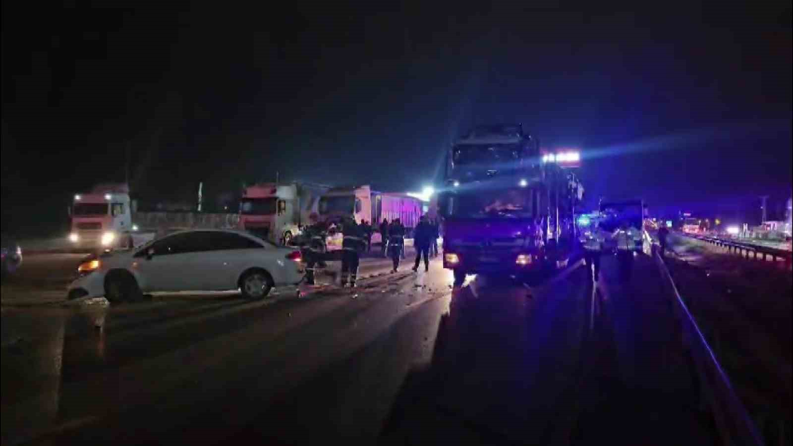 amasyada zincirleme kaza cok sayida yarali var 1
