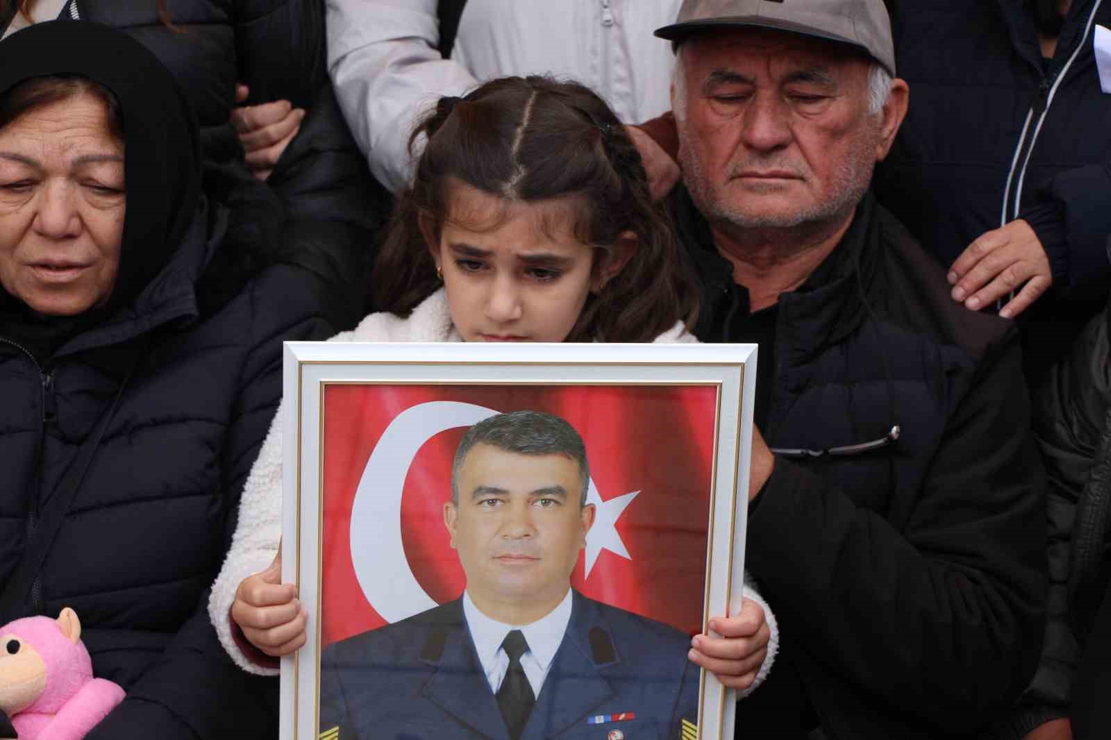 amasyali sehidin annesi armaganim gule gule git 2 9vzMlKnK