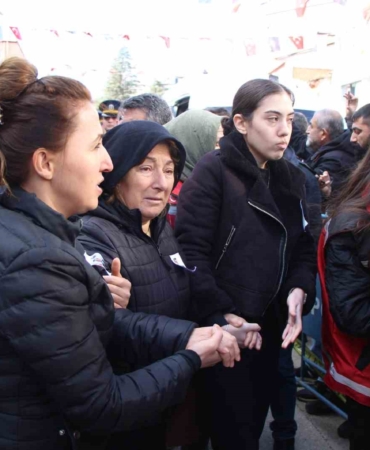 amasyali-sehidin-annesi-armaganim-gule-gule-git-9Jrk3BMn.jpg