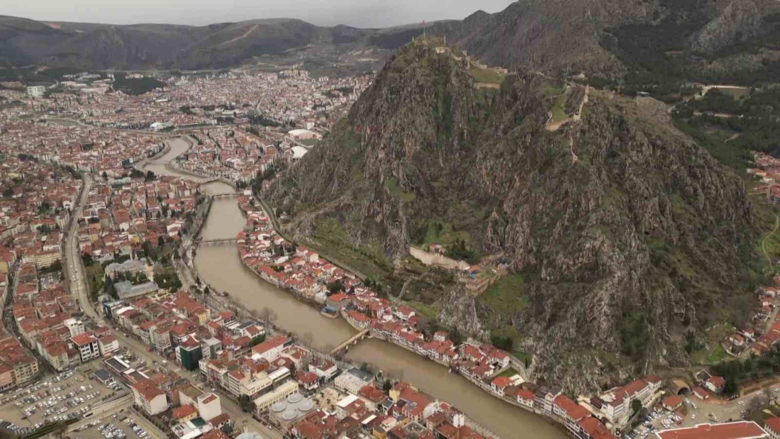 Amasya’nın dağlarında çiçekler açmaya başladı: "Anadolu’daki bitkiler milli servet" 6 amasyanin daglarinda cicekler acmaya basladi anadoludaki bitkiler milli servet 2 FWmicbaw