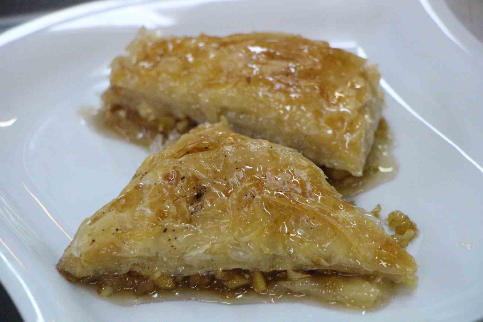 amasyanin yeni lezzeti elmali baklava 2 KkKBNnuJ