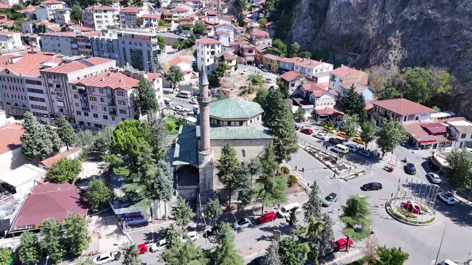 amasyaya gelen sasiriyor korna sesi yok yollarda oncelik yayalarin 2