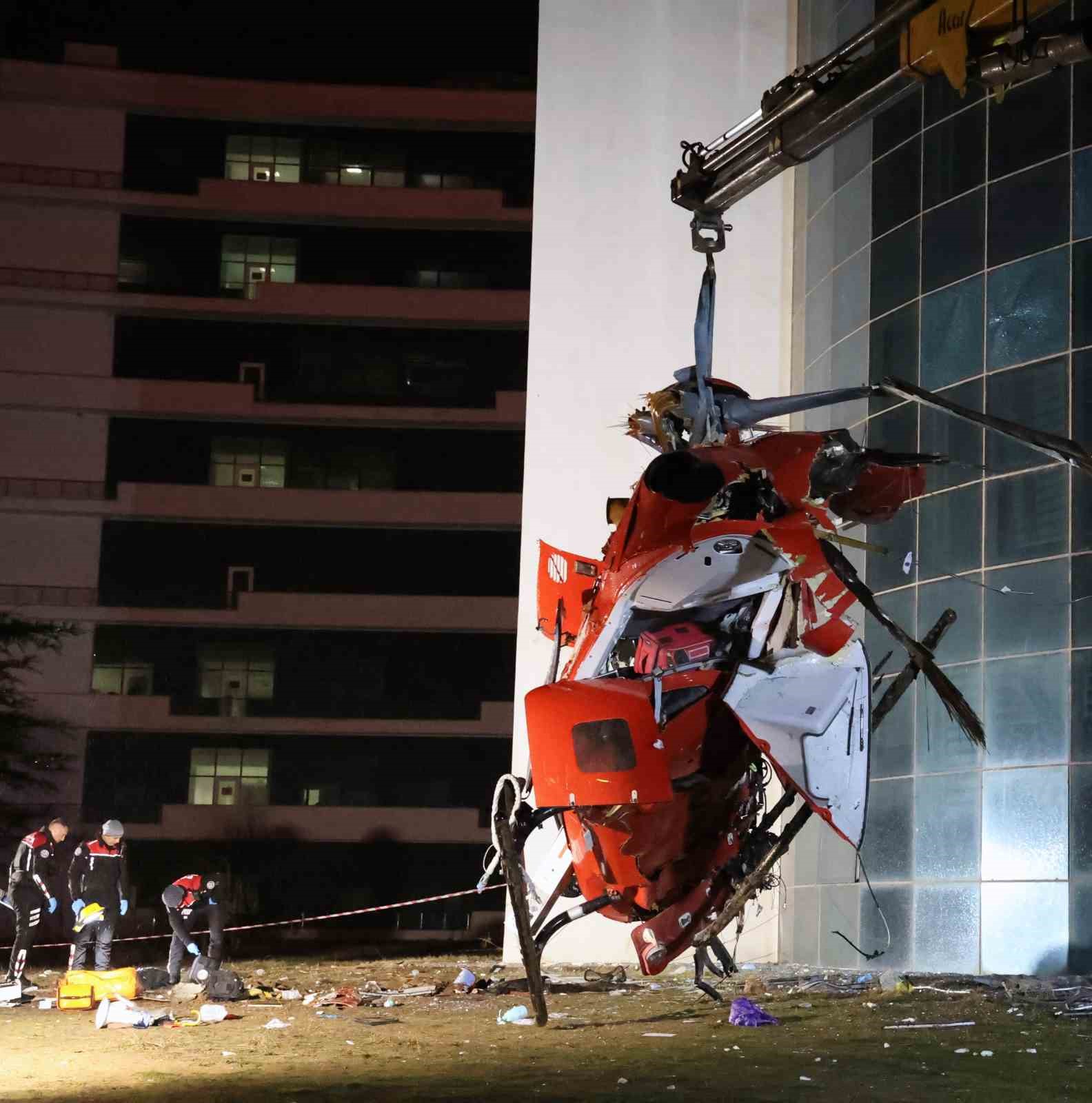 ambulans helikopter kazasinda hayatini kaybeden saglik calisani attnin esinden sehitlik talebi 11 Rw9rD2VG