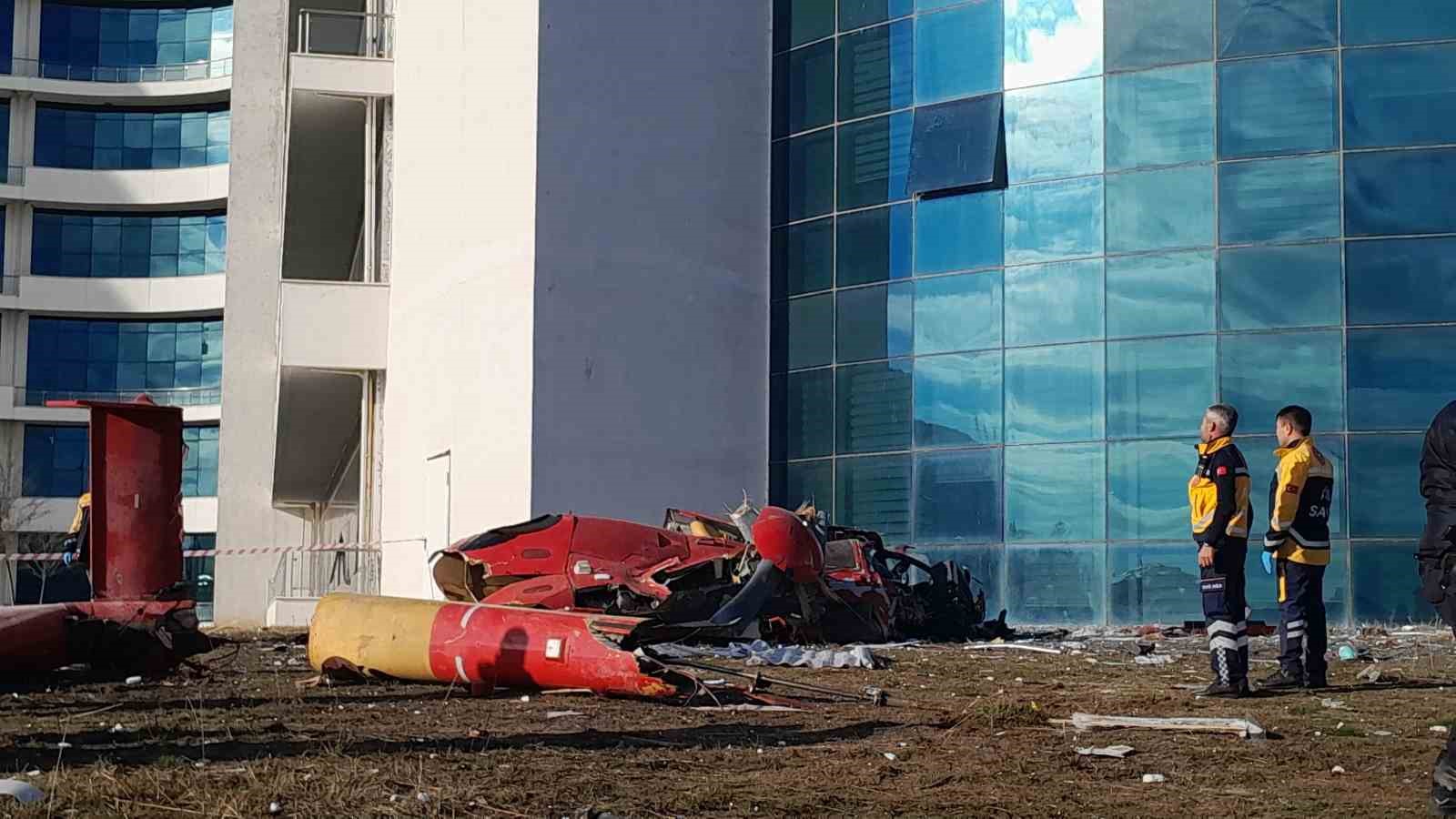 ambulans helikopter kazasinda hayatini kaybeden saglik calisani attnin esinden sehitlik talebi 5 7vjZ3MEa
