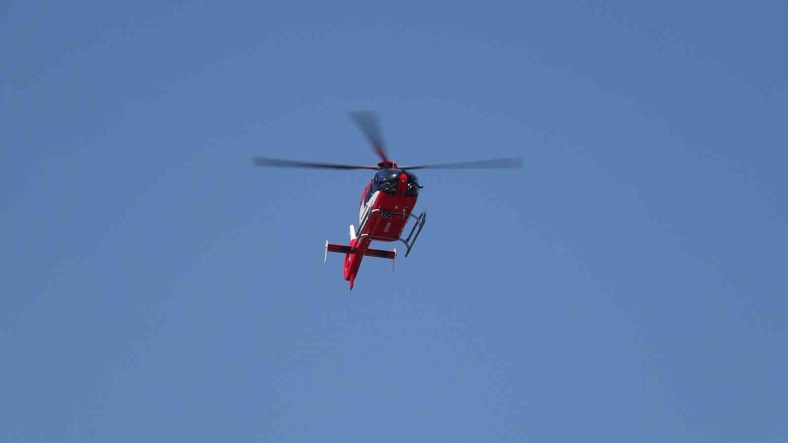 ambulans helikopter zamanla yaristi kalp krizi geciren hasta hayata tutundu 1 gGpRl5e1