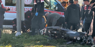 ambulans-soforu-kazada-hayatini-kaybetti-DKfQu7lr.jpg