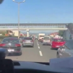 ambulansa-yol-vermek-icin-fermuar-sistemini-uyguladiyar-I3kqIQR5.jpg