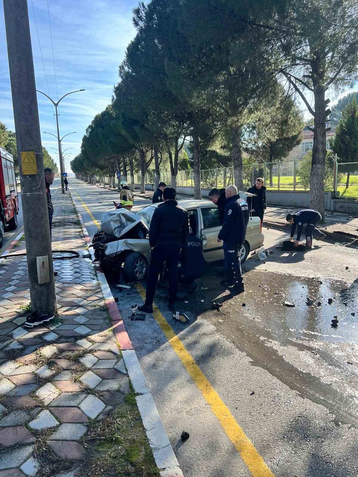 amcasinin aracini izinsiz aldi kacarken kaza yapti 1 HWXCzBBp