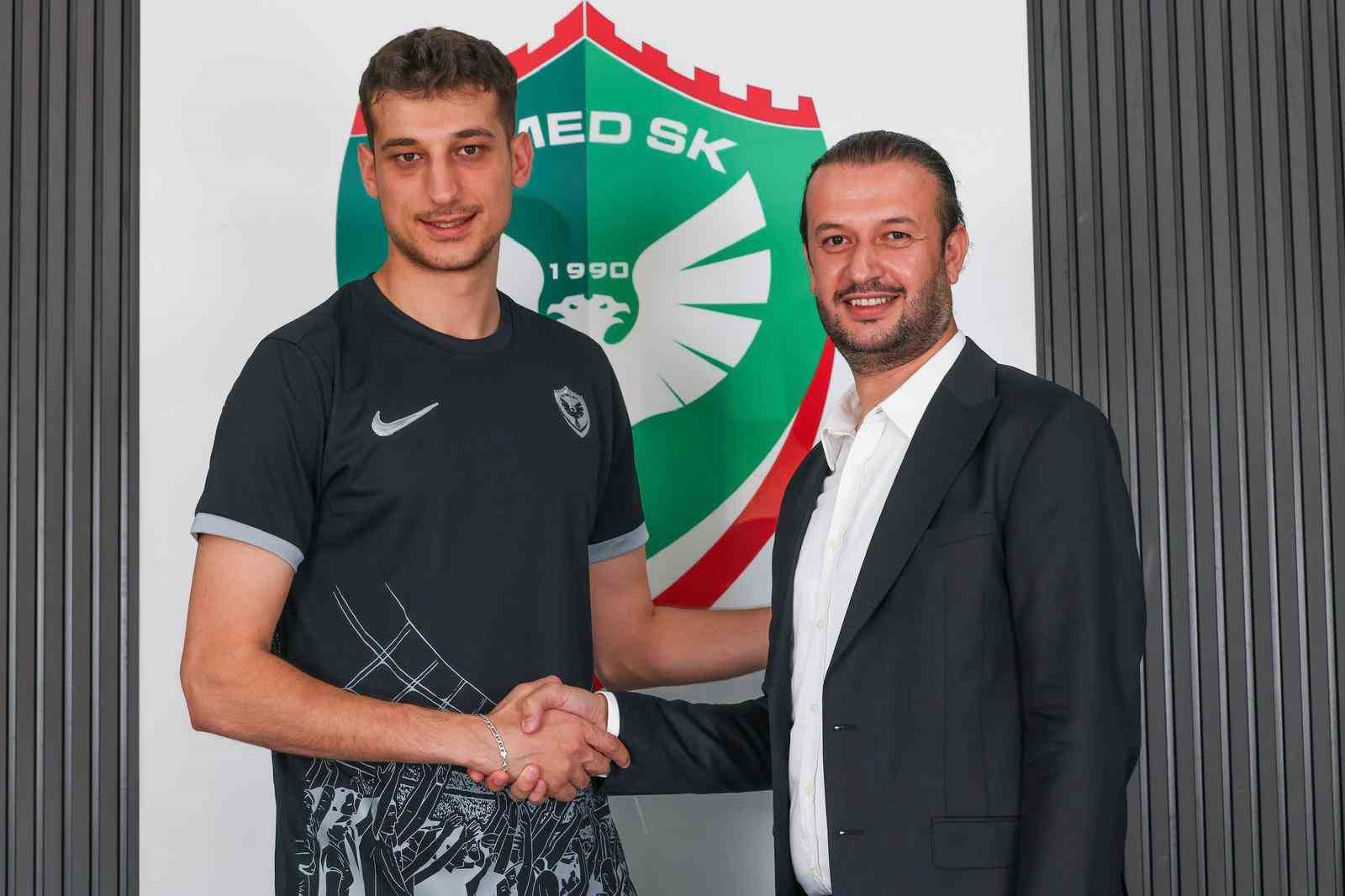 Amed Sportif Faaliyetler, kaleci transferini duyurdu 4 amed sportif faaliyetler kaleci transferini duyurdu 0 cdSbQB8z