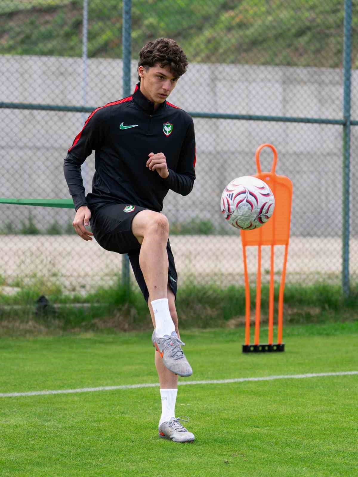 Amed Sportif Faaliyetler, yeni sezon hazırlıklarını Erzurum’da sürdürüyor 6 amed sportif faaliyetler yeni sezon hazirliklarini erzurumda surduruyor 2 mGftDdiI