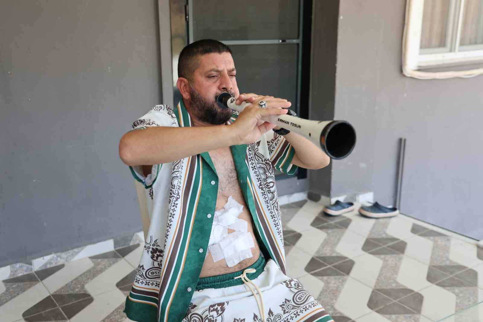 ameliyattan cikan hasta solunum egzersizini zurnasi ile yapti 1 qRyMOAnr