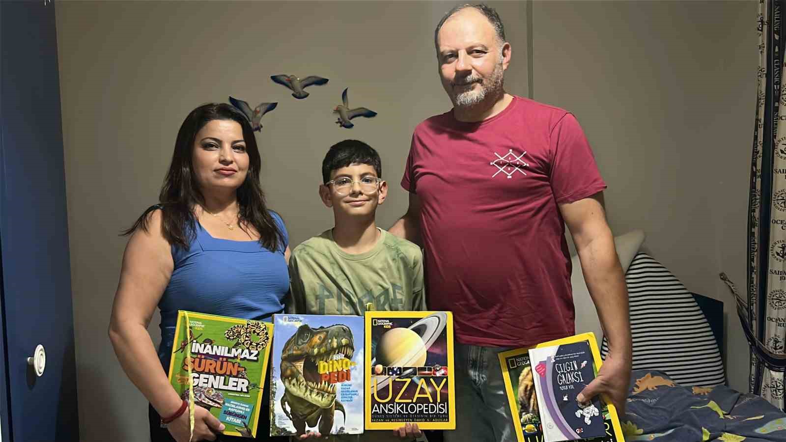 amerikan universitesinden egitim daveti alan kucuk dahi umitin sirri kitap okumak 0 da7AyIOg