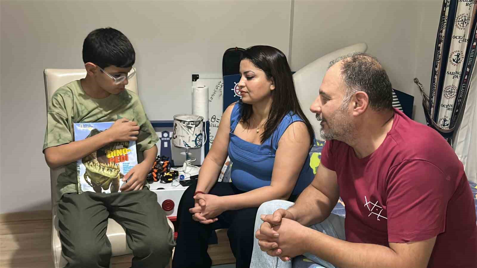 amerikan universitesinden egitim daveti alan kucuk dahi umitin sirri kitap okumak 5 sslZ3dcS