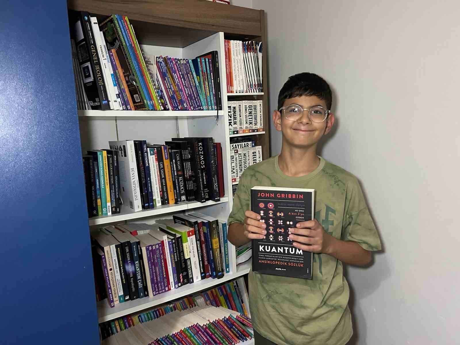 amerikan universitesinden egitim daveti alan kucuk dahi umitin sirri kitap okumak 8 ElmP5zIE