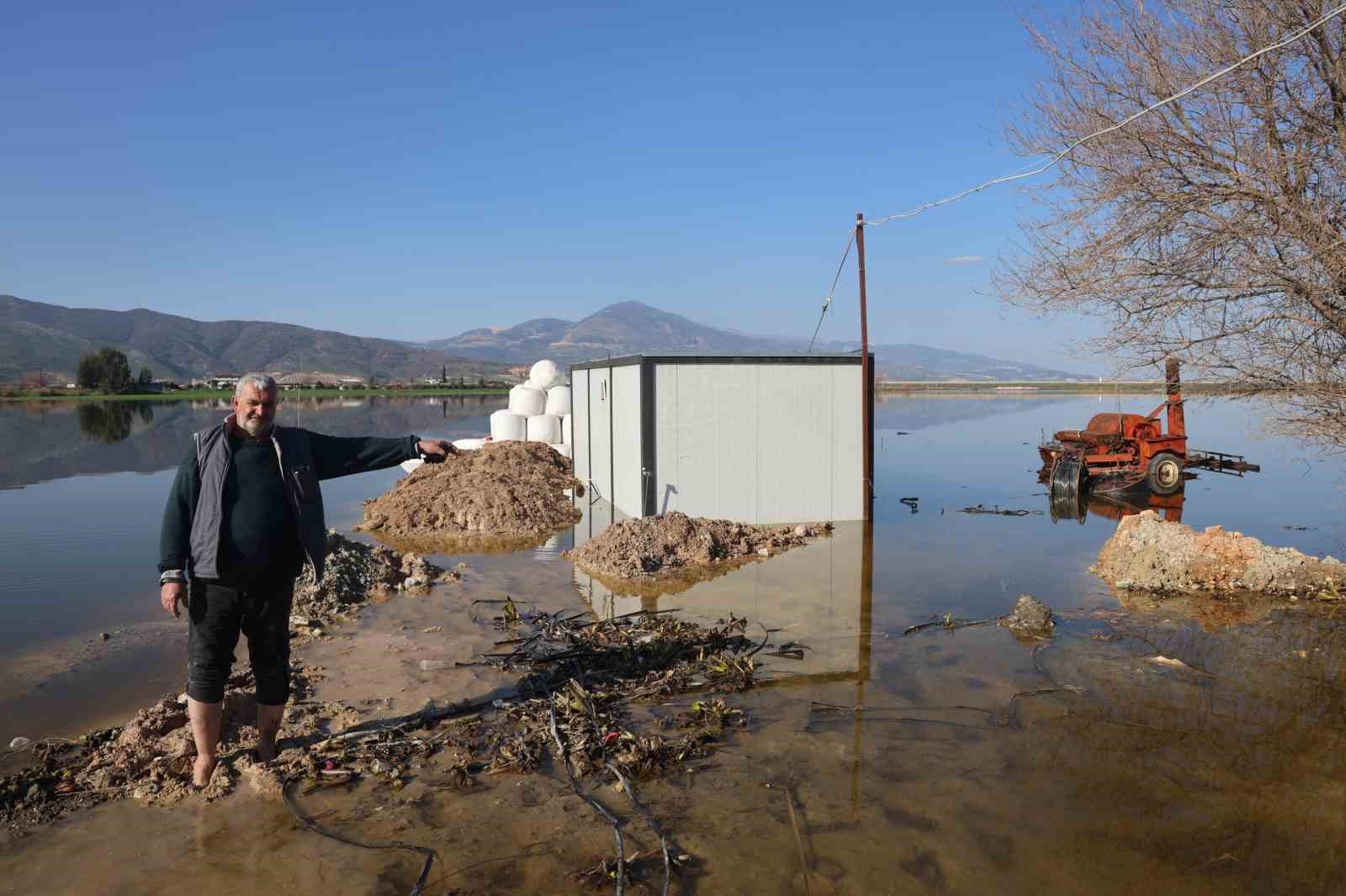 amik ovasinda siddetli yagisla birlikte tarim arazileri ve evler gunlerdir sular altinda 3 HjKIcppj