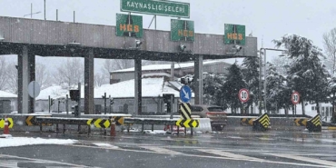 anadolu-otoyolunda-kontrollu-gecis-saglaniyor-l1fd43hE.jpg