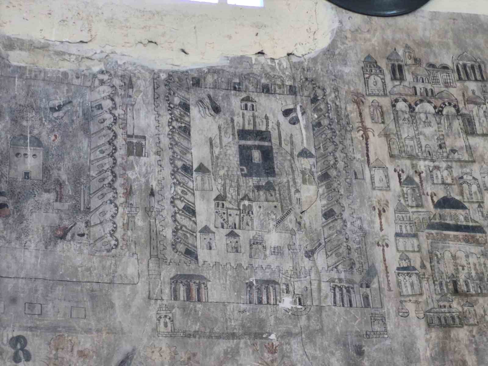 anadolu topraklarinin ilk kabe minyaturu 752 yasindaki bu camide 0