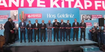 anadolu-yakasinin-en-buyuk-kitap-fuari-kapilarini-umraniyede-kitapseverlere-acti-z1kvwUR5.jpg