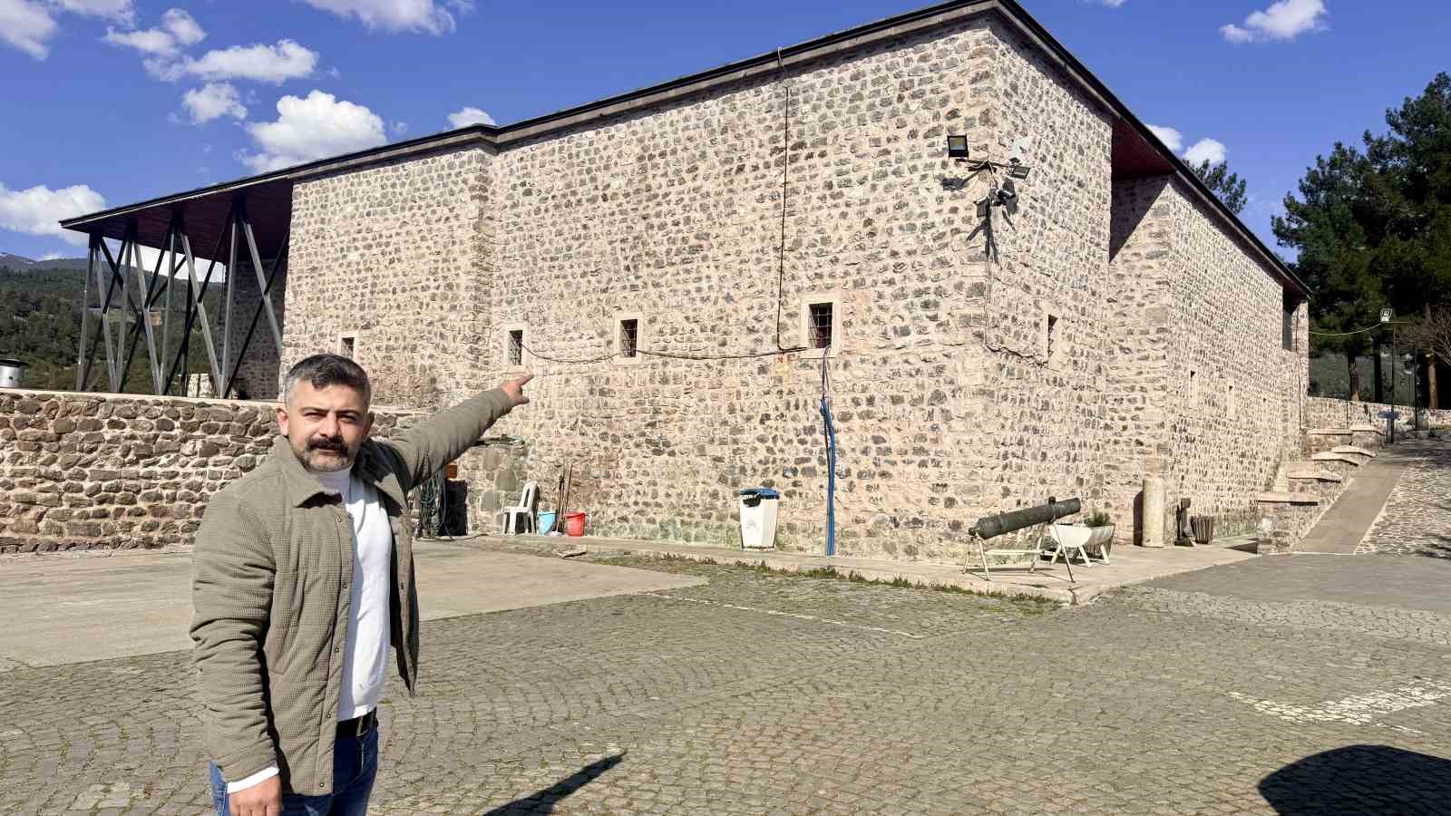 Anadolunun ilk medreselerinden 869 yıllık Yağıbasan Medresesi zamana direniyor 5 anadolunun ilk medreselerinden 869 yillik yagibasan medresesi zamana direniyor 1 2duyySmS
