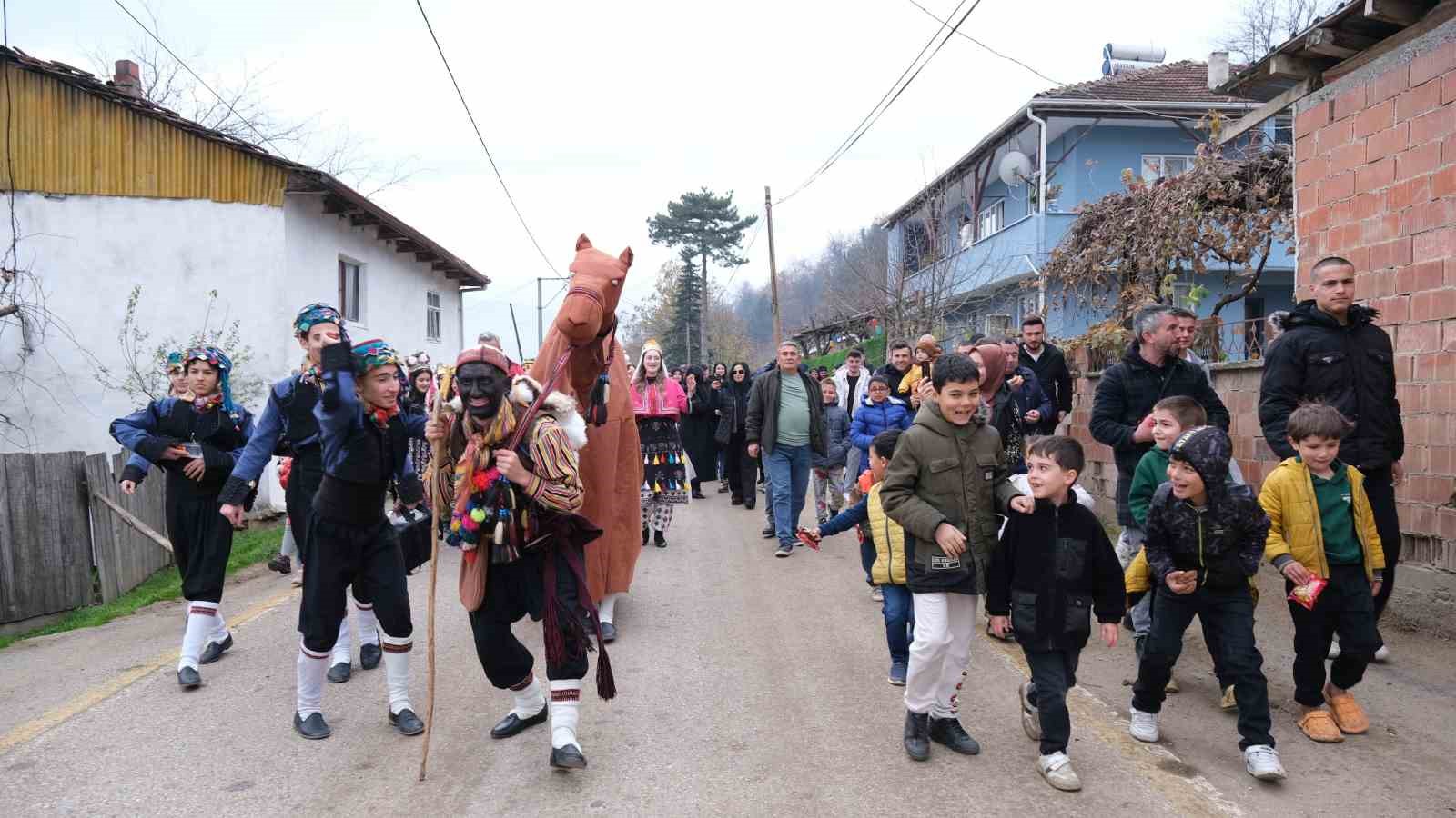 anadolunun kadim gelenekleri inegolde yasatiliyor 3 WhOnjz7D