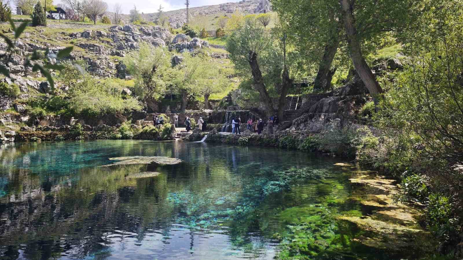 anadolunun nazar boncugu ziyaretci akinina ugradi 4 8MwYS9rT