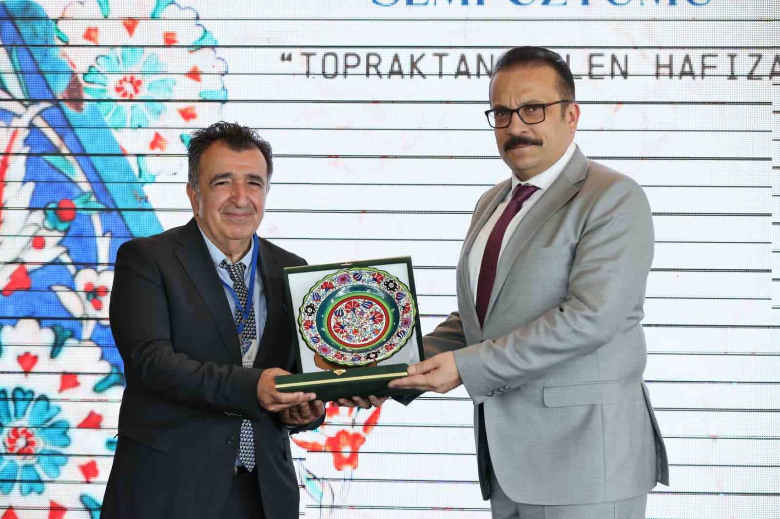 anadolunun seramik kulturu bursada konusuldu 2 Wg3vH5CE