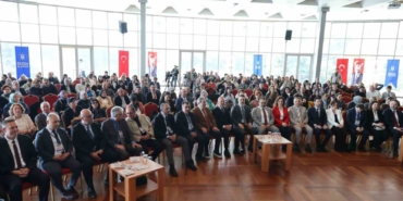 anadolunun-seramik-kulturu-bursada-konusuldu-NWtMrmpd.jpg