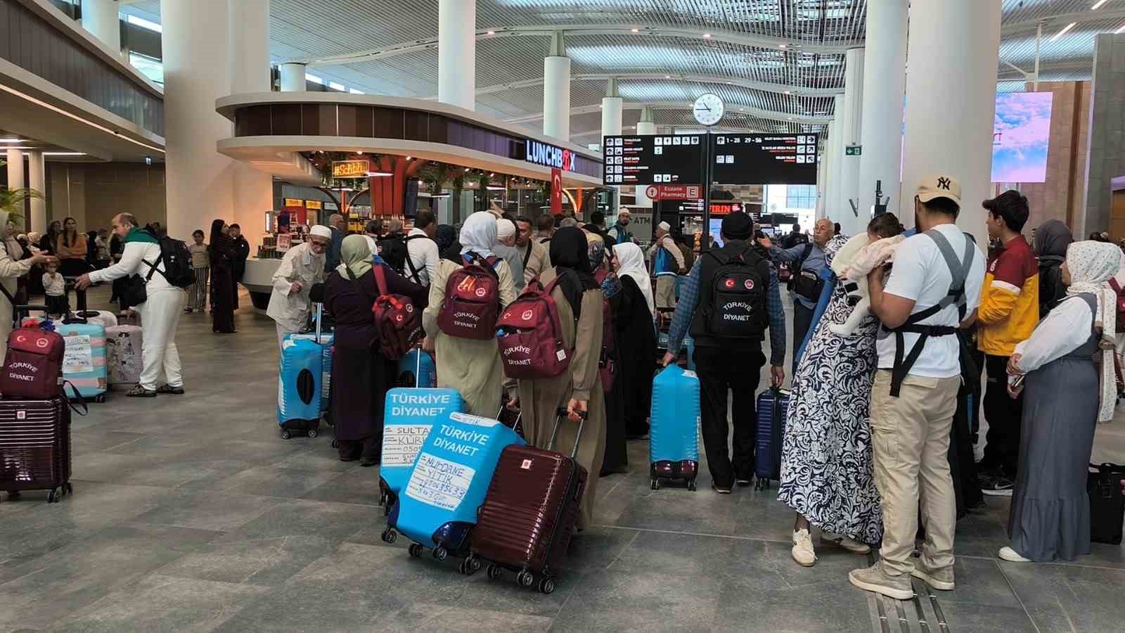 anamurlu haci adaylari dualarla kutsal topraklara ugurlandi 6 S1MkiuwO