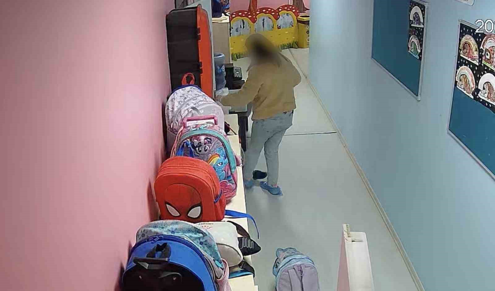 anaokulunda ogrencisini darbettigi iddia edilen ogretmene para cezasi 2 6wgiAceJ