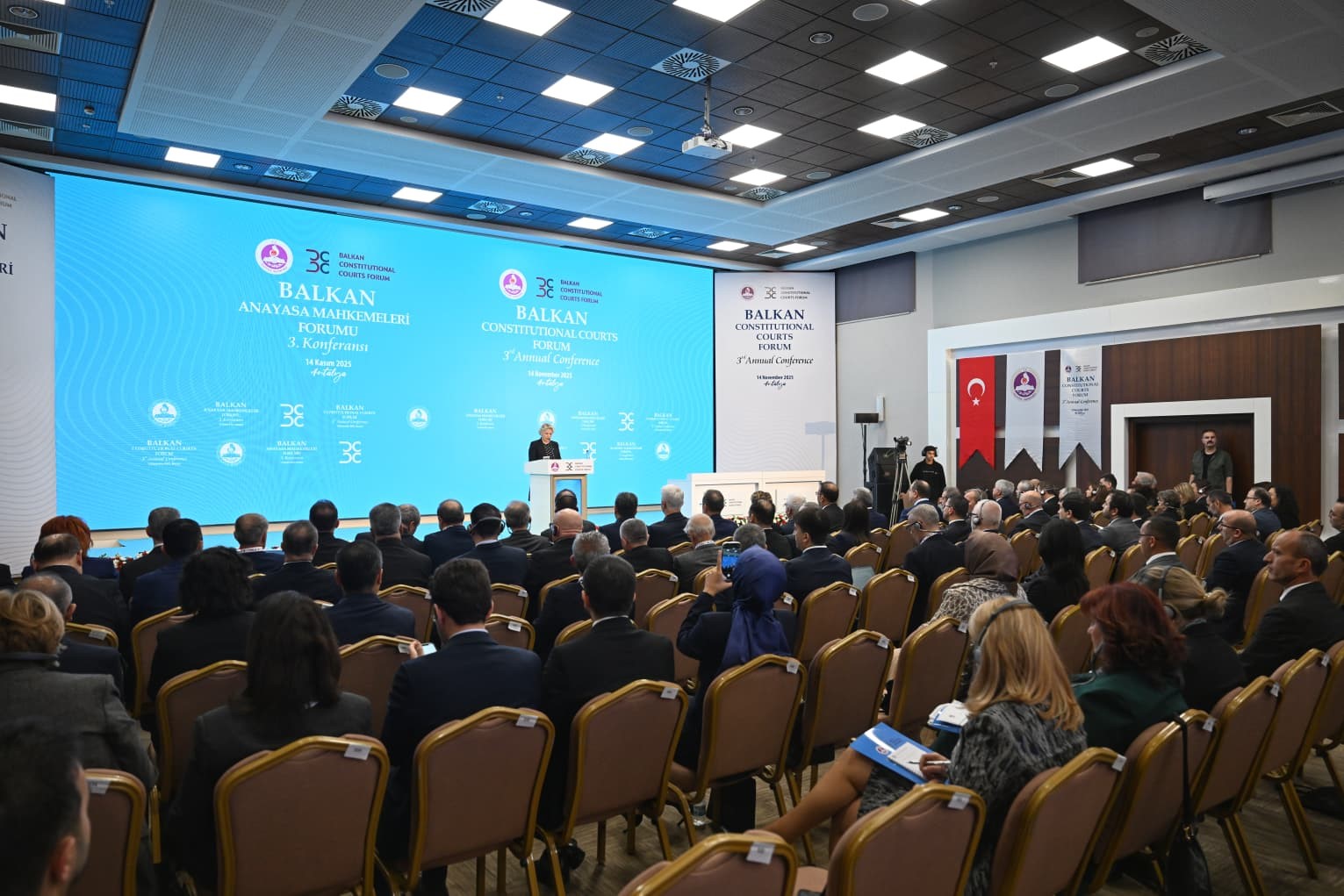 anayasa mahkemesi baskani bireysel basvuru anayasa yargisinin ayrilmaz bir parcasi h line geldi 8