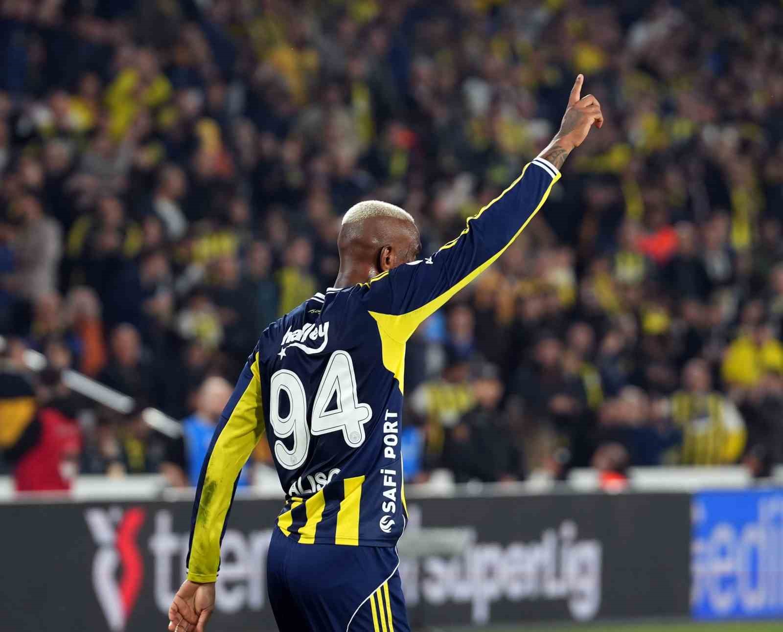 anderson talisca ligdeki 3 golunu atti 2 Zd9udVq7