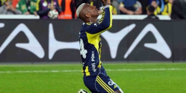 anderson-talisca-ligdeki-3-golunu-atti-YXKkw75y.jpg