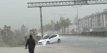 aniden-bastiran-saganak-duzcelileri-hazirliksiz-yakaladi-mQHeJ3YZ.jpg