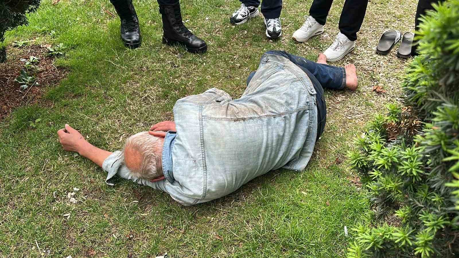Anıtpark’taki sarhoş sağlıkçıları bezdirdi 4 anitparktaki sarhos saglikcilari bezdirdi 0