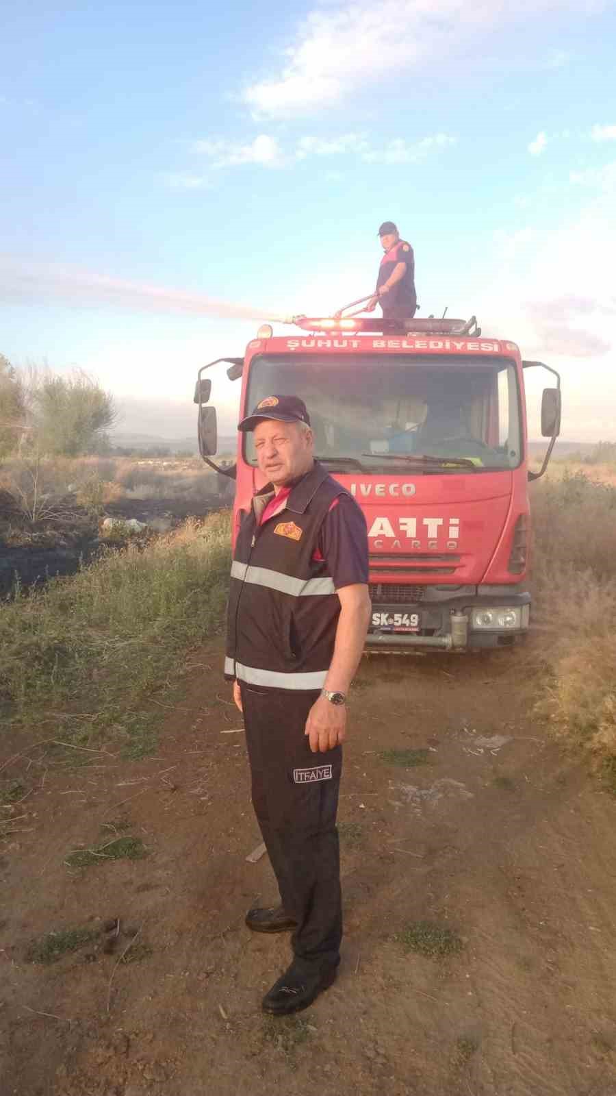Anız yangını tarım arazileri ve ormanlık alana sıçramadan söndürüldü 4 aniz yangini tarim arazileri ve ormanlik alana sicramadan sonduruldu 0 due3nPGk
