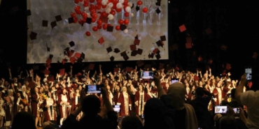 ankara-haci-bayram-veli-universitesi-iletisim-fakultesi-mezuniyet-toreni-yapildi-PaQD9ivh.jpg