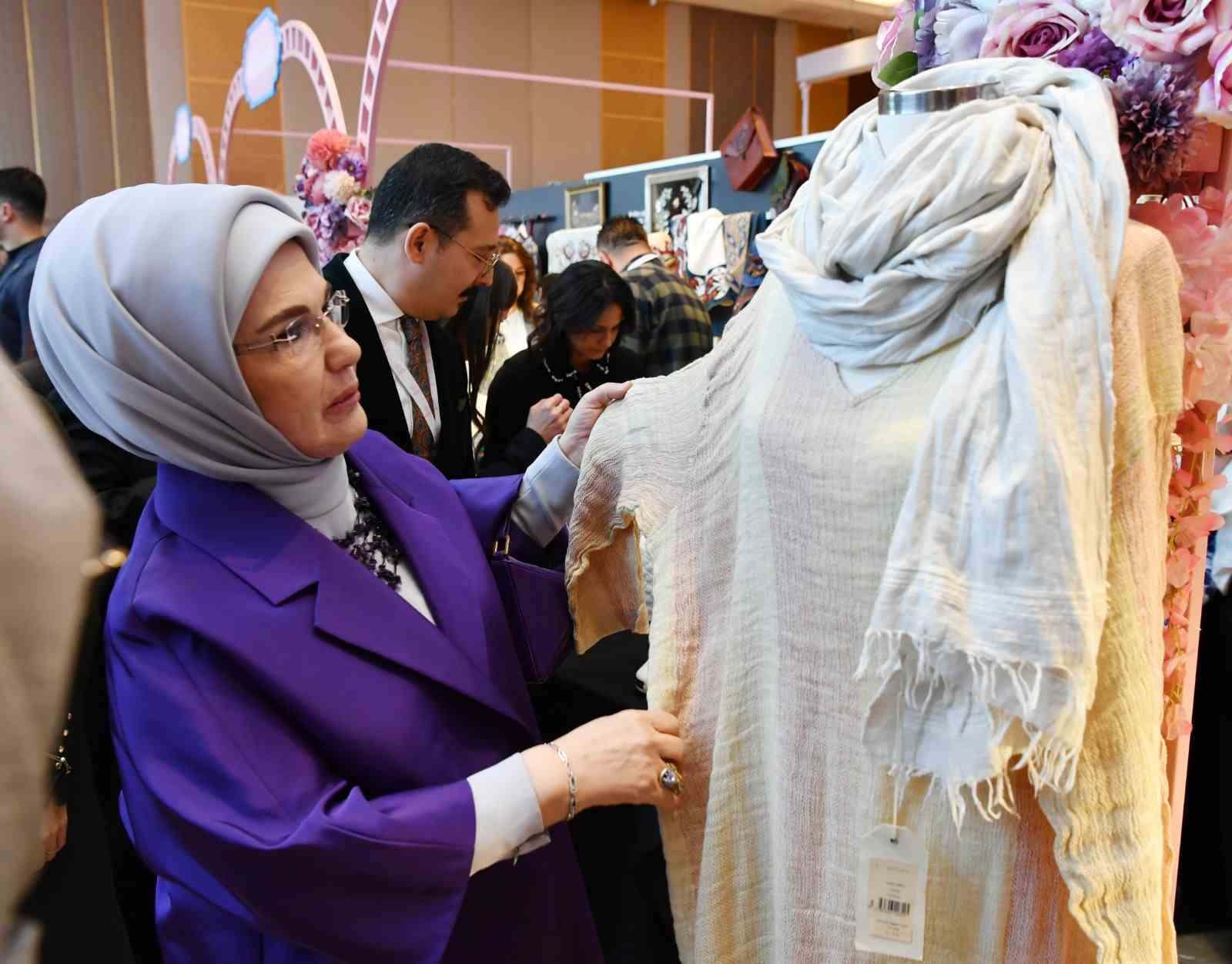 Ankara Kalkınma Ajansı, Cemre Çarşısı’nda yerel üretimi ve coğrafi işaretli ürünleri tanıttı 5 ankara kalkinma ajansi cemre carsisinda yerel uretimi ve cografi isaretli urunleri tanitti 1