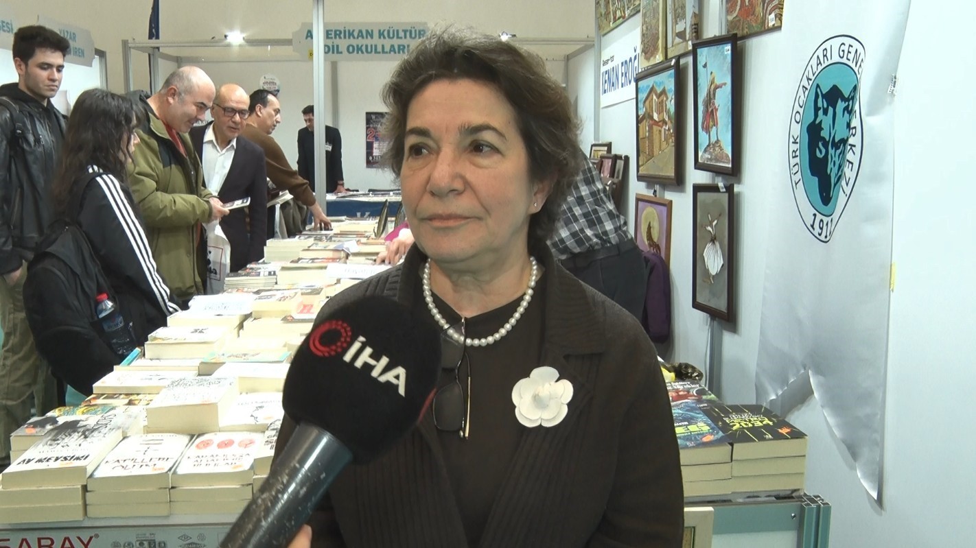 ankara kitap fuarinda son gun askida kitap uygulamasi dikkat cekti 1 ndnyfdWO