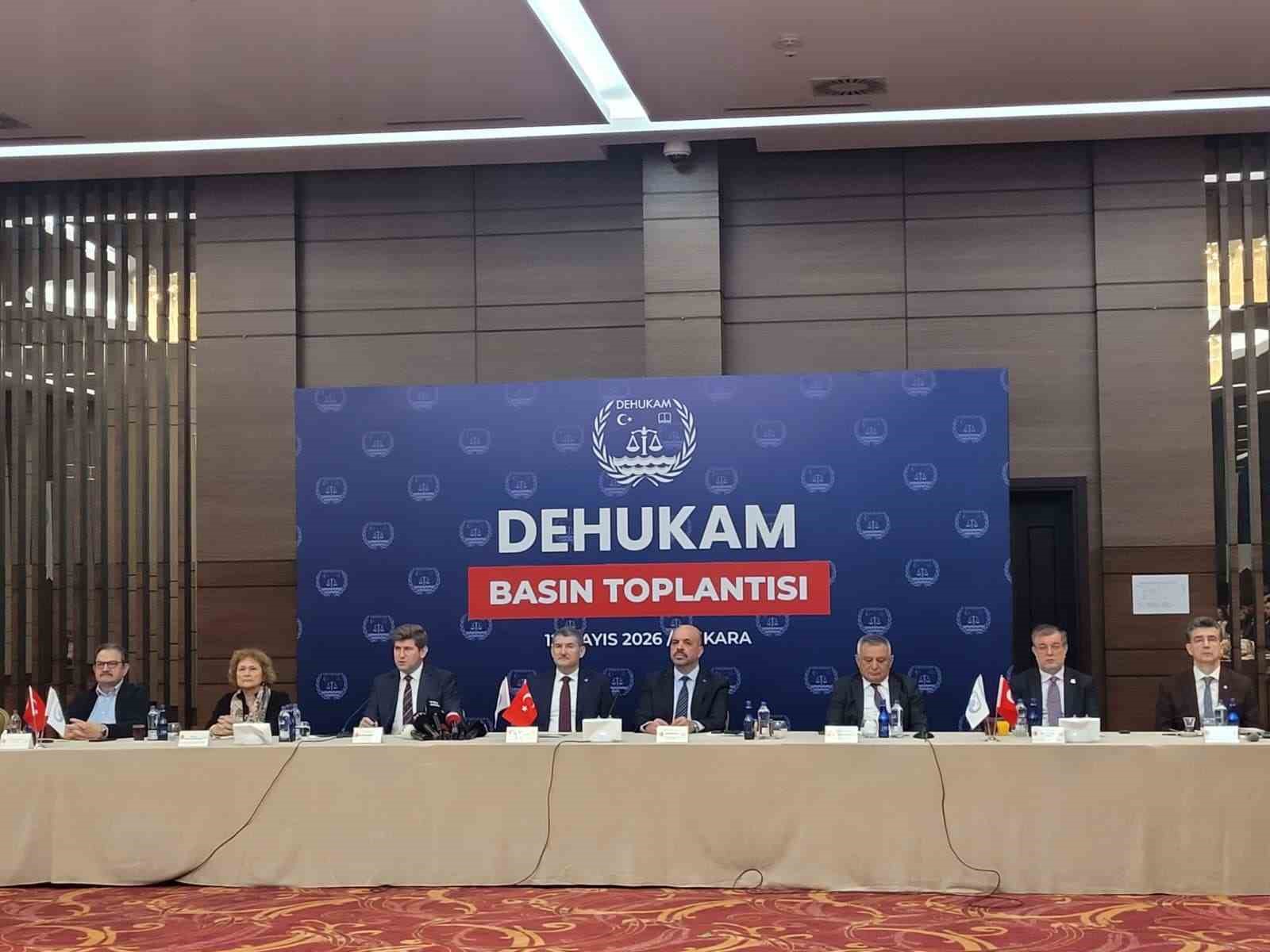 ankara universitesi deniz hukuku ulusal arastirma merkezi tarafindan turk deniz yetki alanlarina iliskin kanun fvlsRLuZ