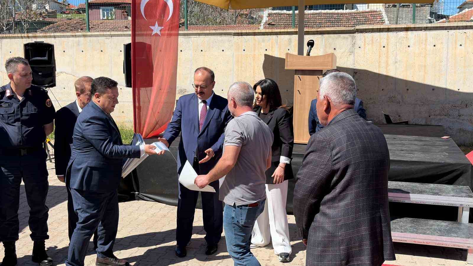 ankara valisi canbolat genclerimizin koylerimizden uzaklasmasi hepimizi dusunduren onemli bir mesele haline gelmistir 5 8vwRRMkn